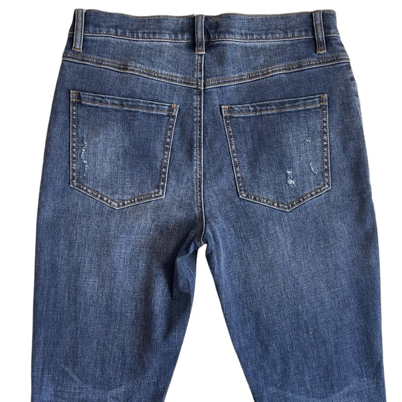 CABI BUTTON FLY STRAIGHT LEG JEANS IN REWORK WASH #6068 - SIZE 8 - NWT! - Picture 6 of 10